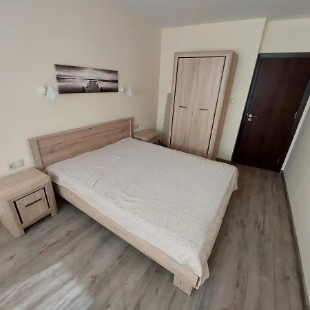 Апартаменти За Гости Делукс Burgas City Exterior foto