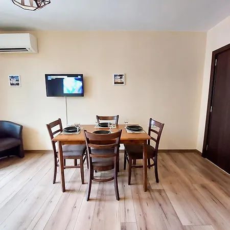 Апартаменти За Гости Делукс Burgas City Exterior foto